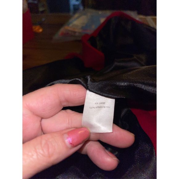 Vintage Pendleton Red Virgin Wool Women’s Cape Coat Sz Small Black Buttons - Picture 12 of 13